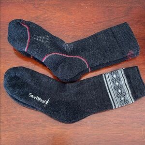 Smartwool women’s Black and Gray Athletic Socks, set of 2